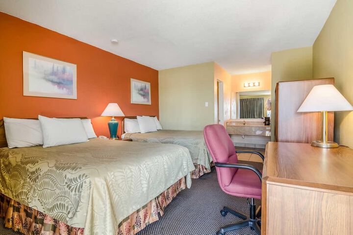 Room 15 of 29
