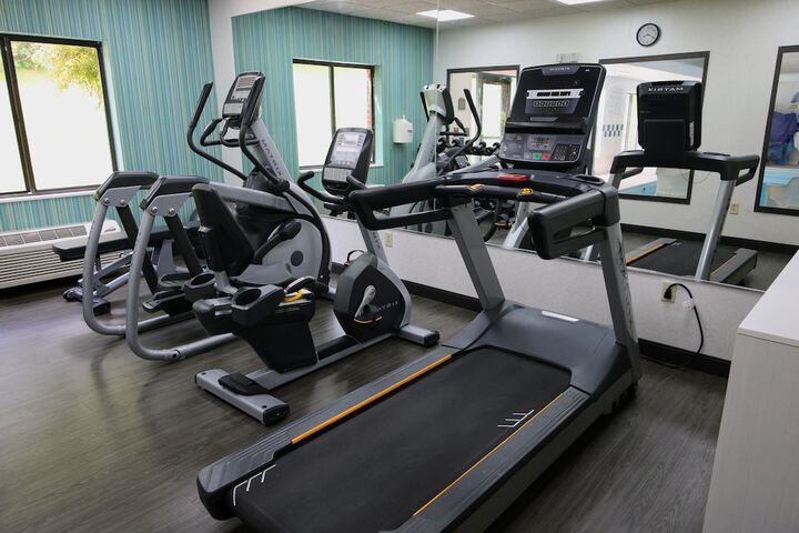 Holiday Inn Express Hotel & Suites Logansport by IHG