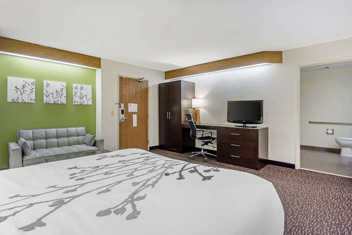 Room 45 of 67