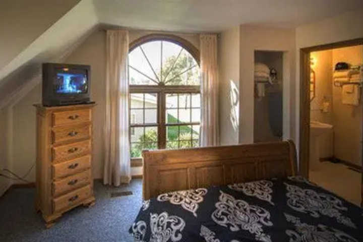 Carriage House
