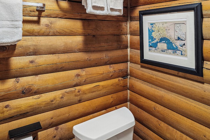 Denali Crows Nest Cabins