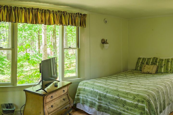 Room 70 of 183