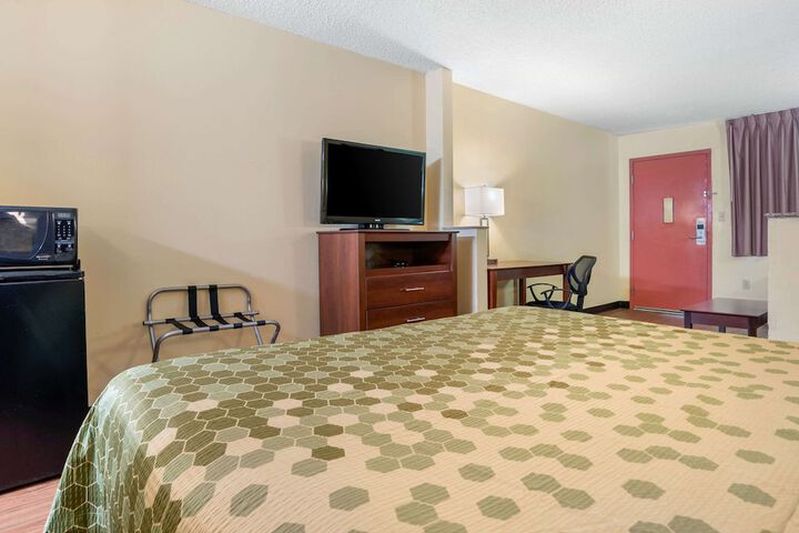 Room 14 of 20