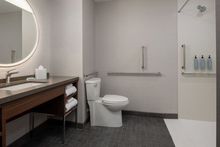 Courtyard by Marriott Olympia