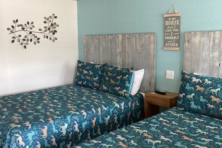 Horseshoe Riverside Lodge