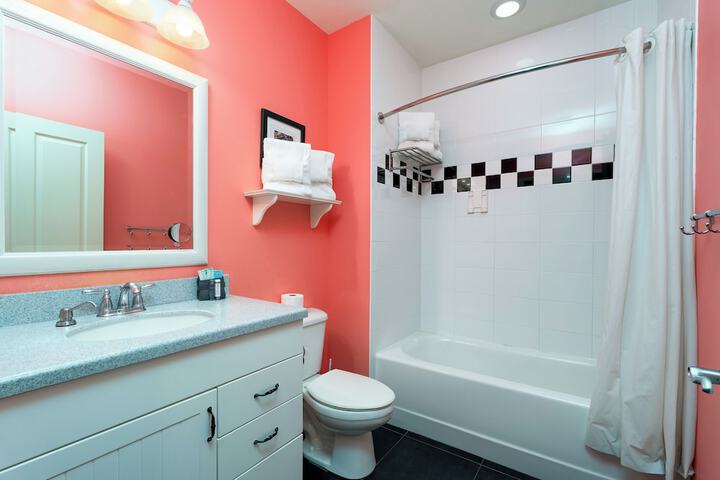 Room 148 of 345