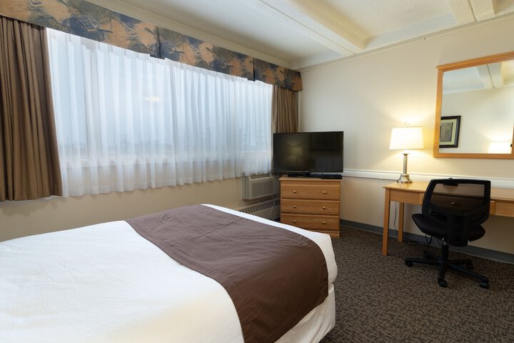 Room 5 of 15