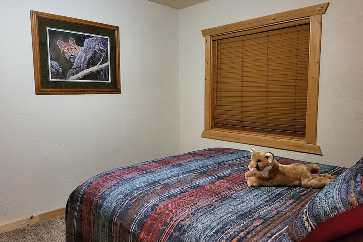 The Hideaway Lodge