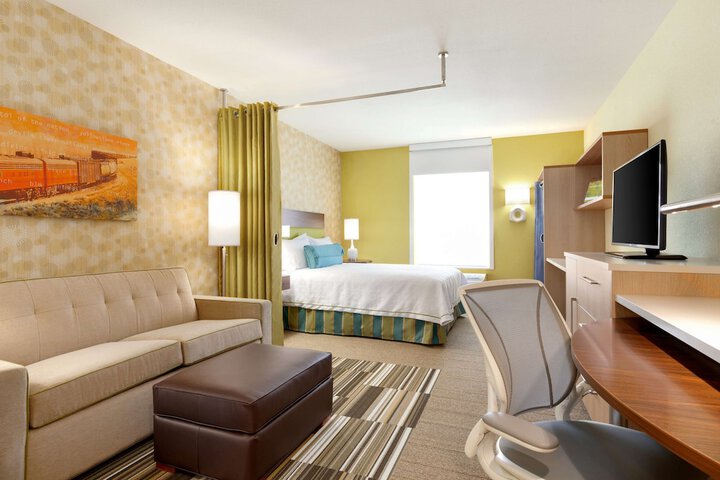 Room 8 of 22