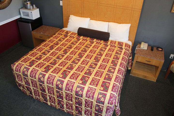 Room 89 of 99