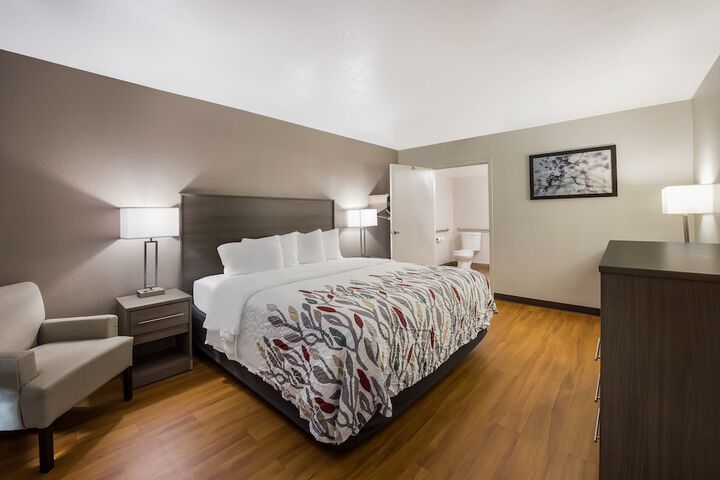 Room 34 of 34