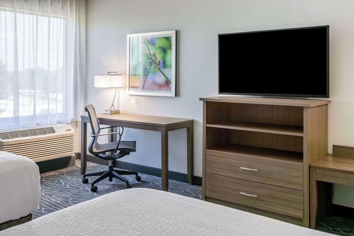 Room 40 of 60