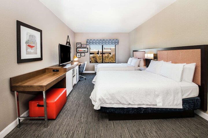 Room 28 of 54