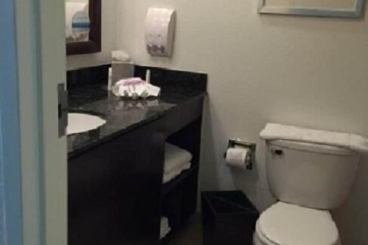 DoubleTree by Hilton Napa Valley - American Canyon