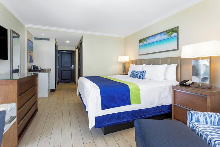 Wyndham Deerfield Beach Resort