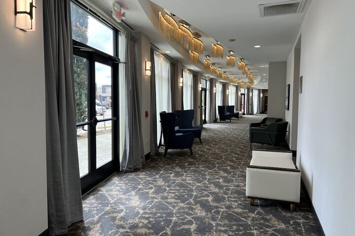Hotel Interior 9 of 49