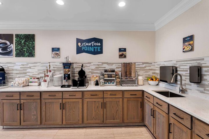 Breakfast/Coffee Service 61 of 65