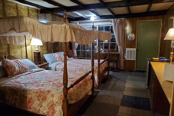 Room 107 of 118