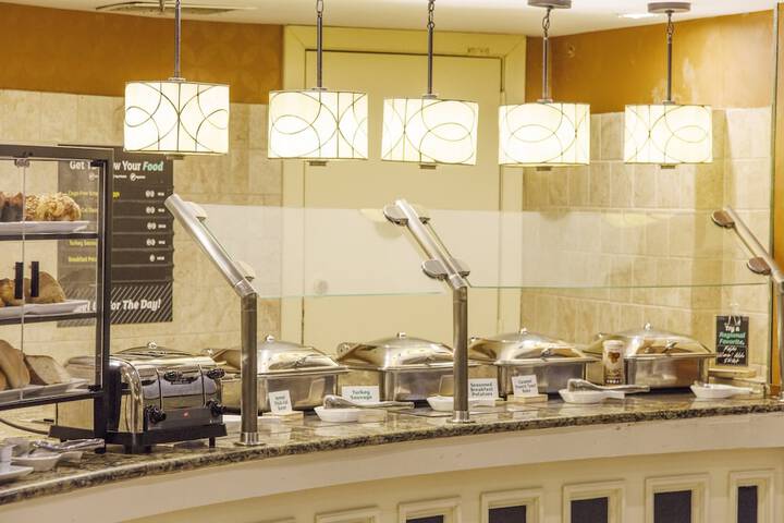 Dining 50 of 72
