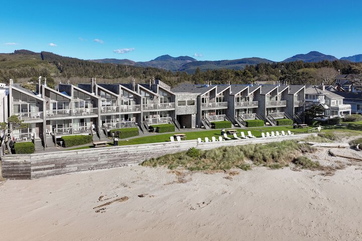 Schooners Cove Inn