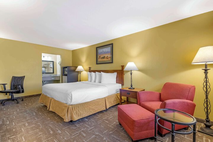 Best Western Executive Inn