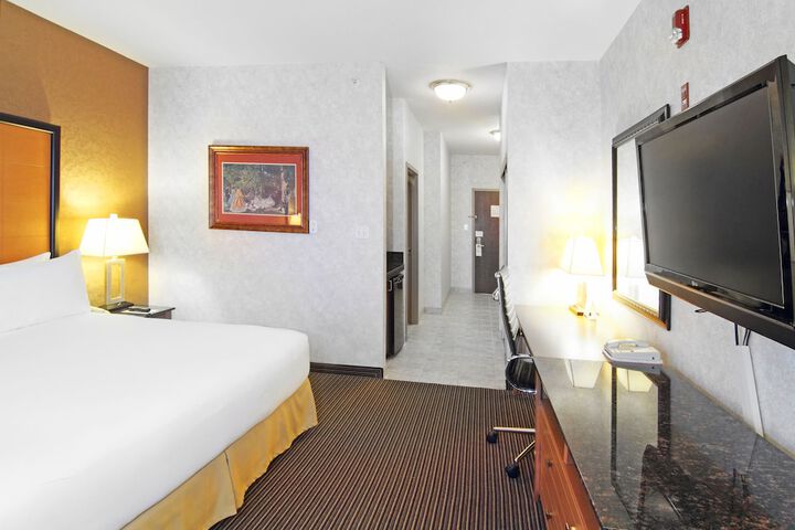 Room 34 of 58