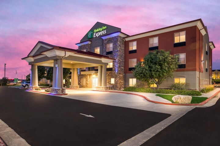 Hotel 4 of 49