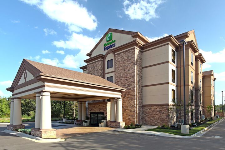 Hotel 4 of 63