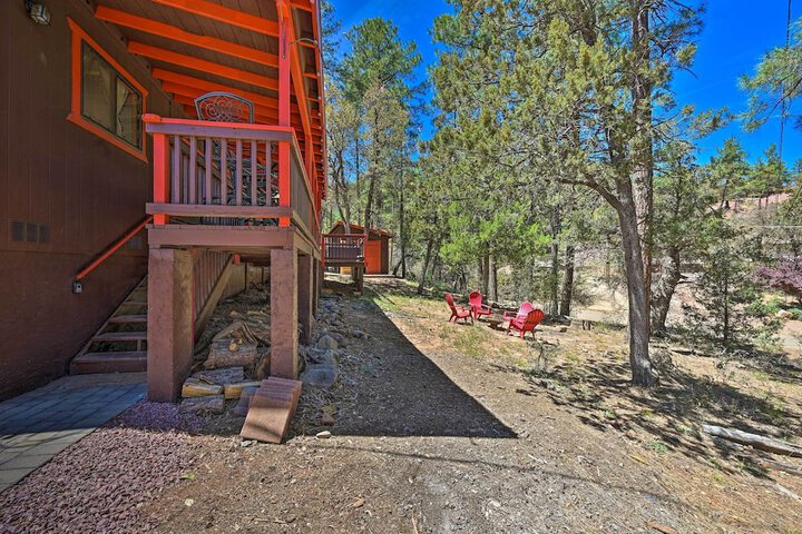 Cabin in Tonto National Forest: Deck & Views!