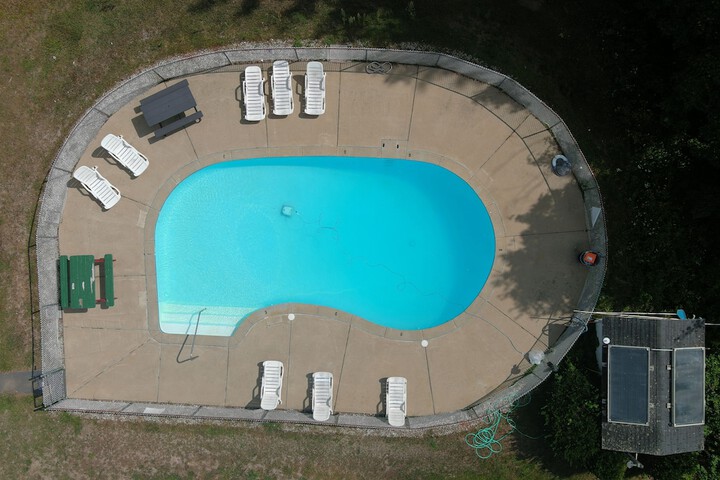 Pool 27 of 65