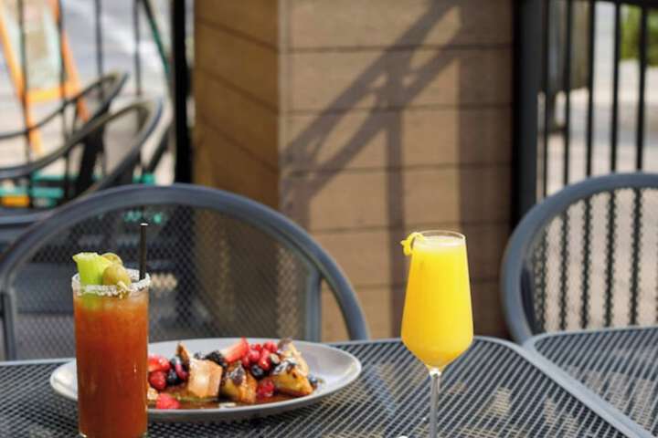 Breakfast/Coffee Service 88 of 102