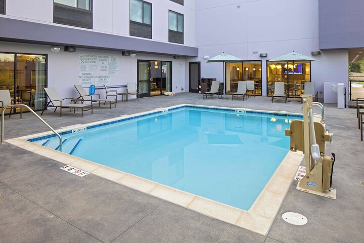 Pool 3 of 40