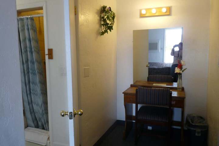Room 18 of 44