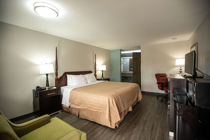 Room 19 of 27