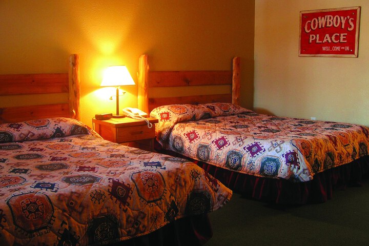 Room 28 of 85