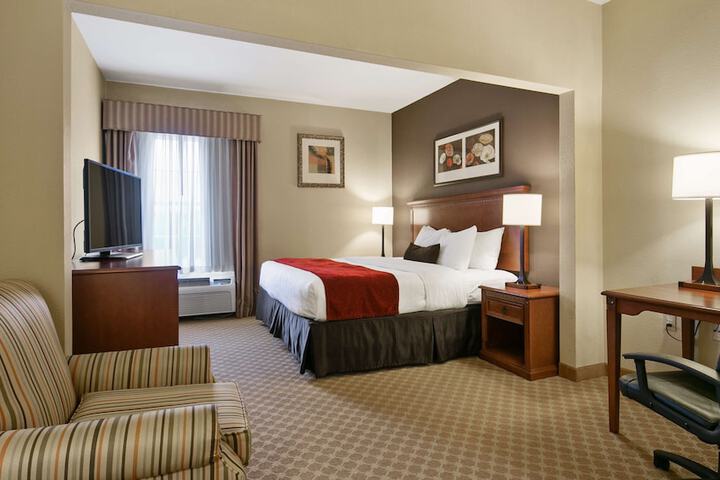 Room 14 of 30