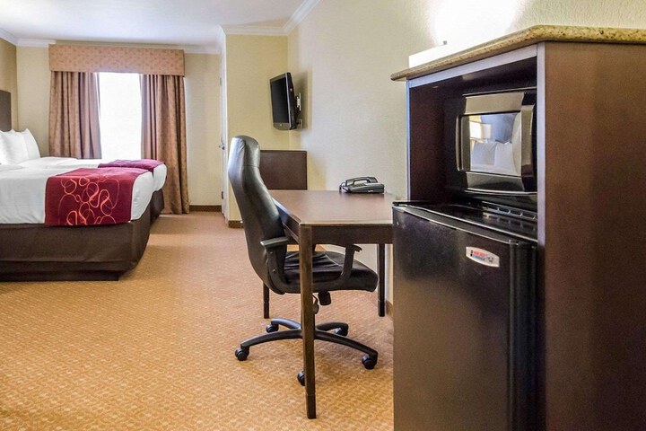Room 49 of 83