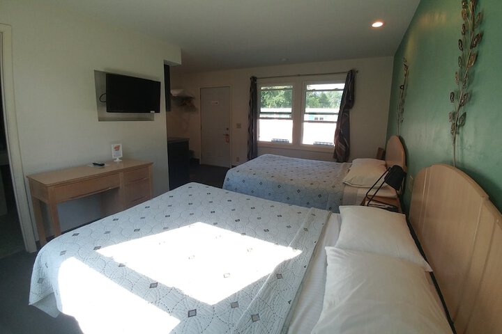Room 26 of 45