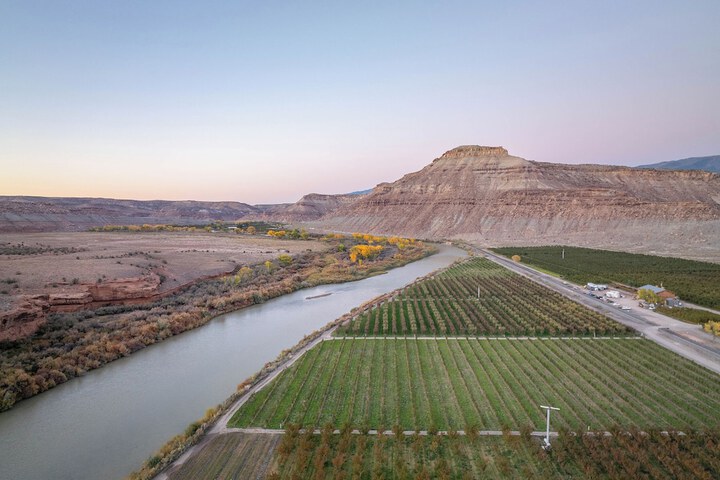 Honey Rock Landing