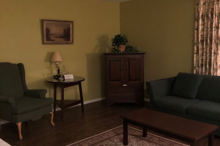 Room 60 of 81