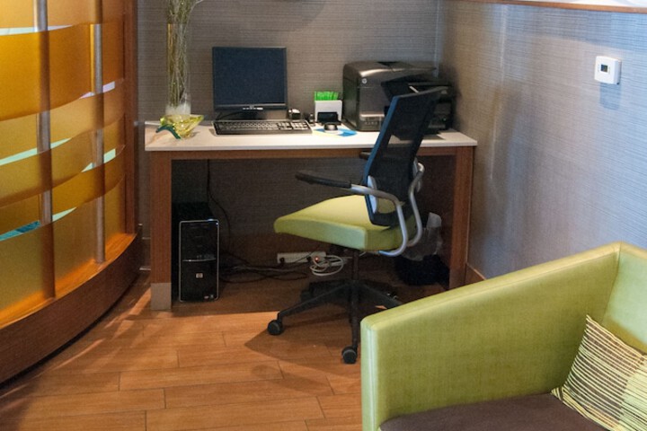 Business Center 27 of 28