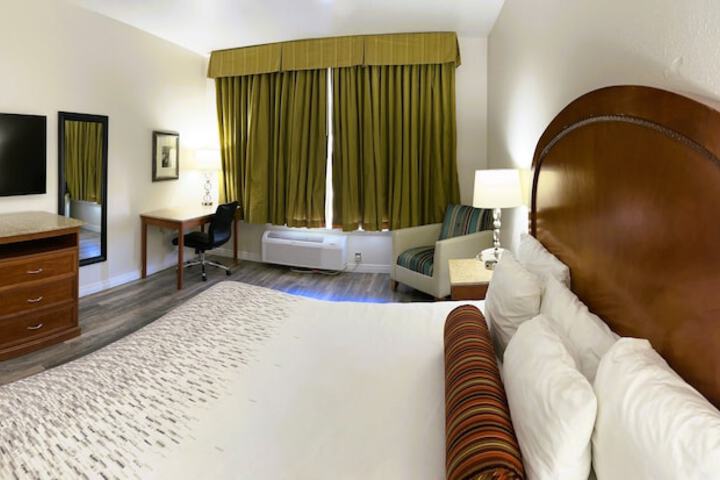 Americas Hotel El Paso Medical Center