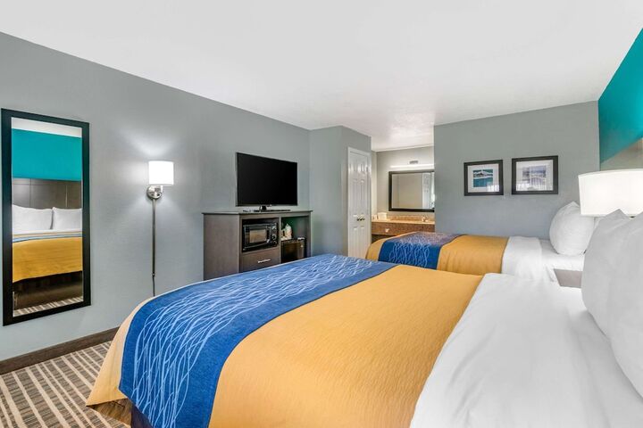 Room 18 of 30