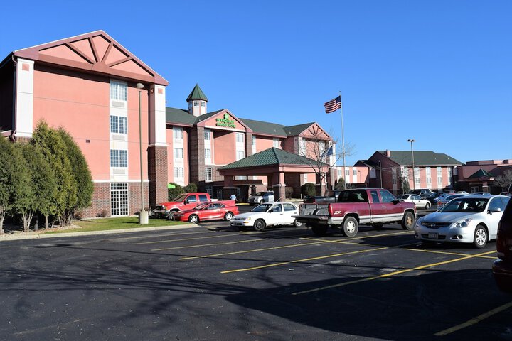 Hotel 3 of 52