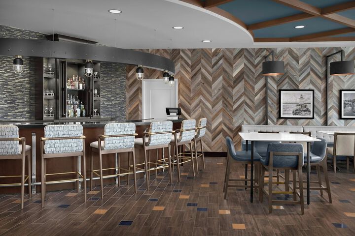 Residence Inn Portland Downtown / Waterfront