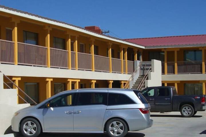 Budget Inn