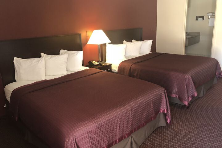 Room 43 of 61