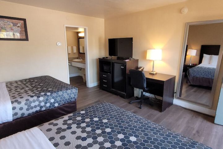 Room 7 of 21