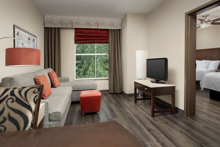 Room 16 of 37