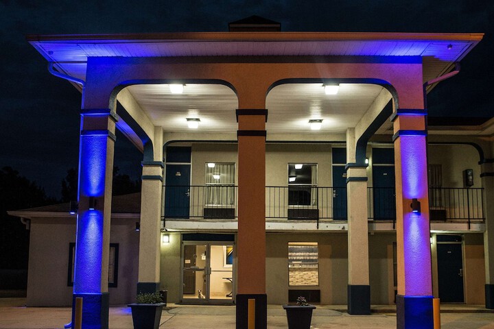 Hotel 2 of 28